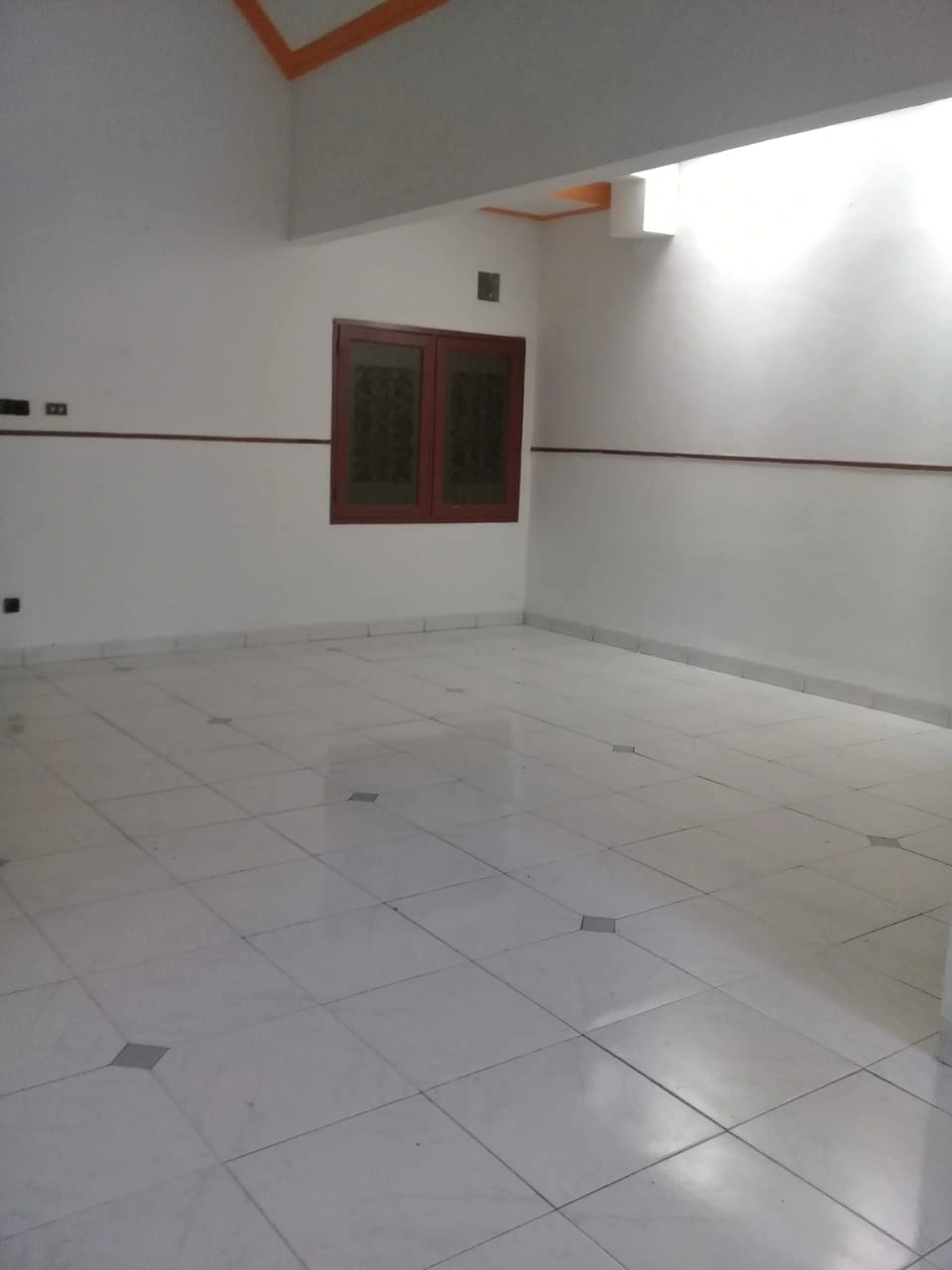 Disewakan Rumah Nyaman Sutera Cemara Alam Sutera – Semi Furnished, Siap Huni! — Foto 8